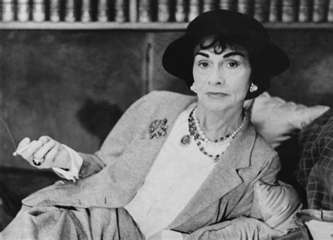 cosa le piaceva bere a chanel|Coco Chanel: la vita e i successi del mito della moda .